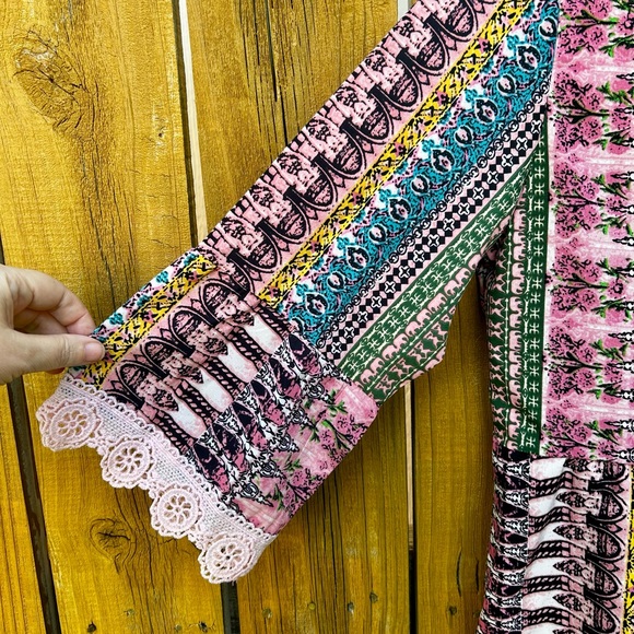 NWT Charming Charlie Lace Trimmed Pink Blush Dress 3/4 sleeve Sz. Small - Picture 3 of 11